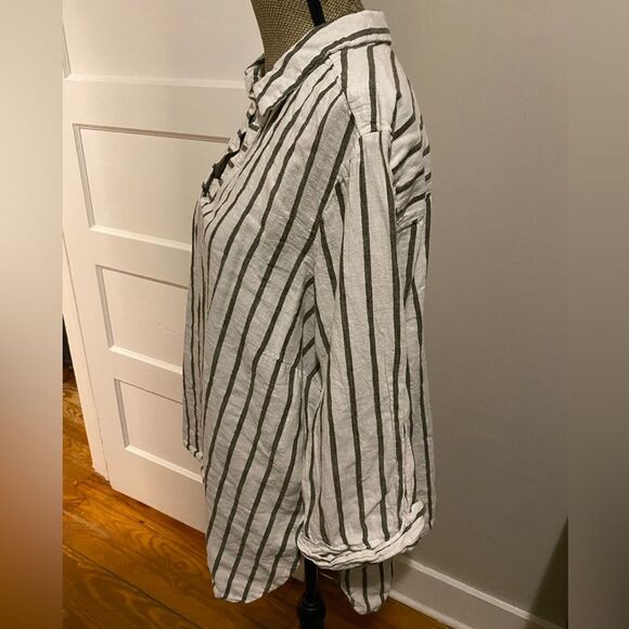 Per Se White and Green Striped Collared V Neck Rolled Sleeve Shift Shirt - Picture 2 of 9